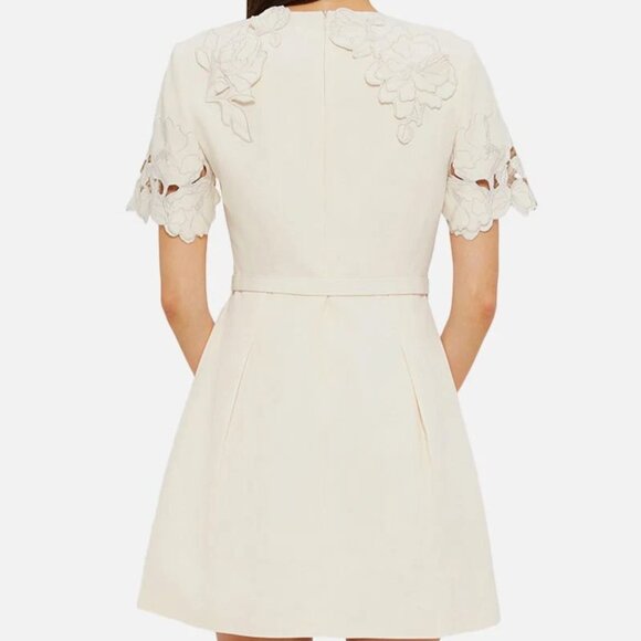 Leo Lin Lady's white mini dress - Picture 2 of 2